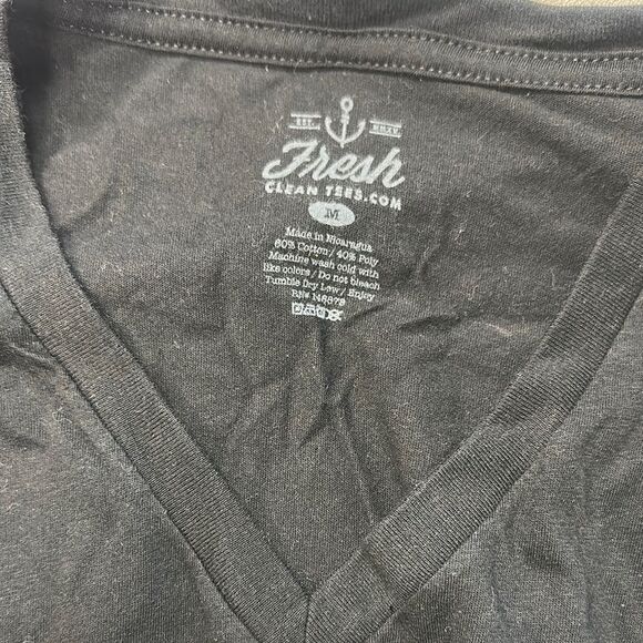 Solid Black Short Sleeve Crew Neck Tee - Picture 2 of 3